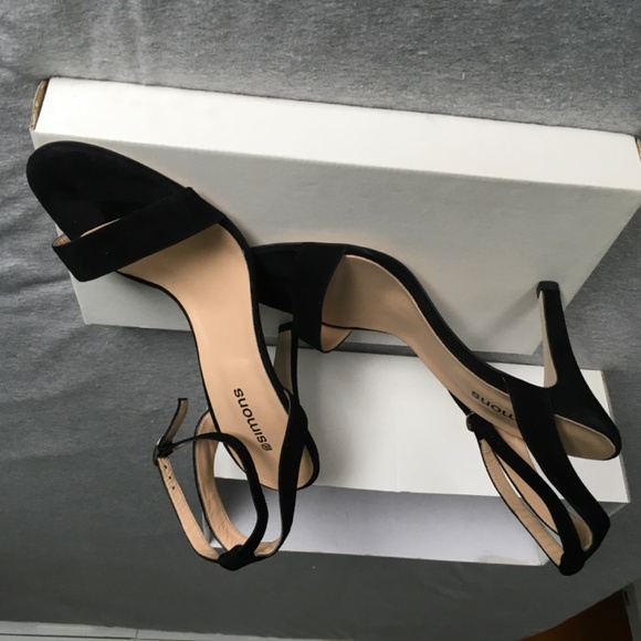 Black suede ankle strap sandals - Picture 4 of 5